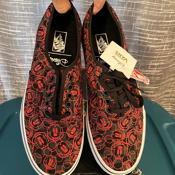 Disney Mickey Vans Red and Black Sneakers mens size 10 - Picture 3 of 7